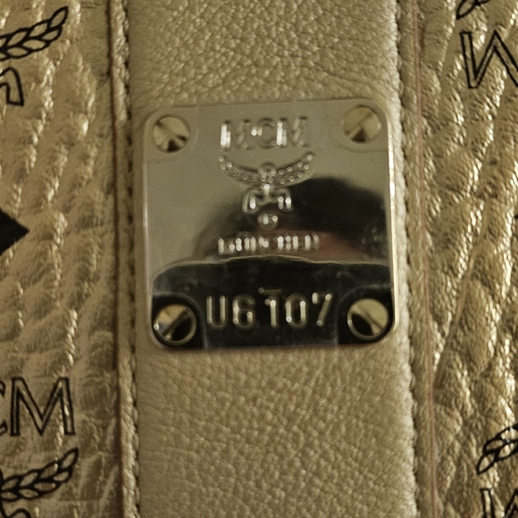 MCM Gold Tote Bag - Picture 2 of 6